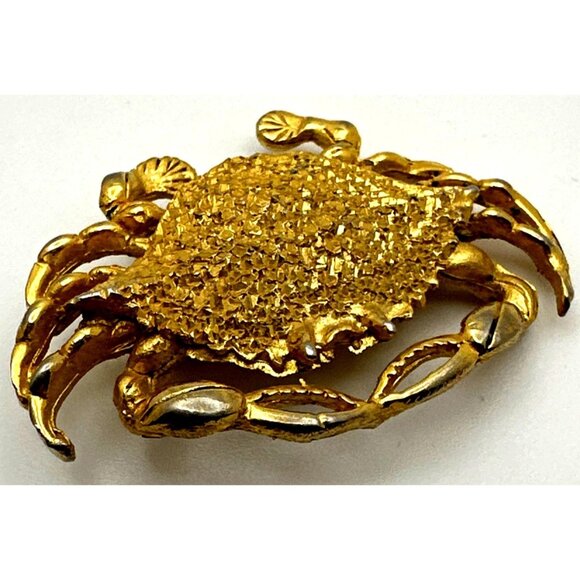 Whimsy Vintage Gold Tone Crab Brooch Pin Birthday Beach Summer Festive Sealife - Picture 1 of 6